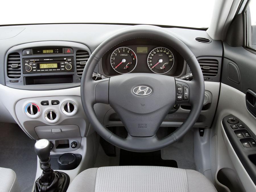  Hyundai Accent Sedan 2006 года  (AU) (фото 9 из 11)